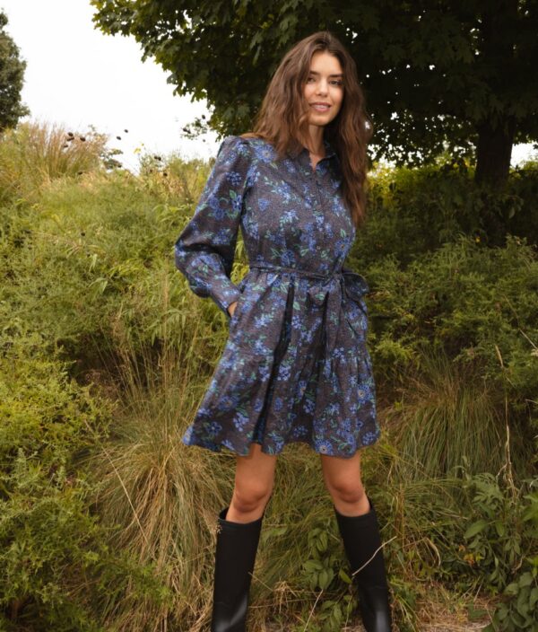 The Countryside Poplin Tiered Shirtdress - Rustic Floral in Midnight - Image 2